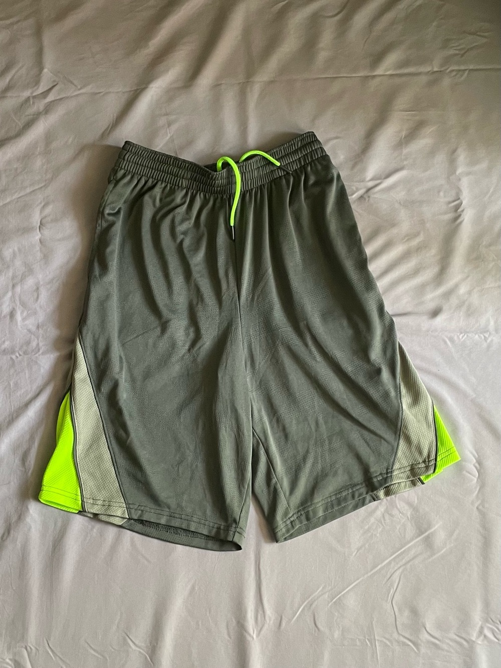 MTA Sport Men’s Dark Gray Neon Green Athletic Basketball Shorts S